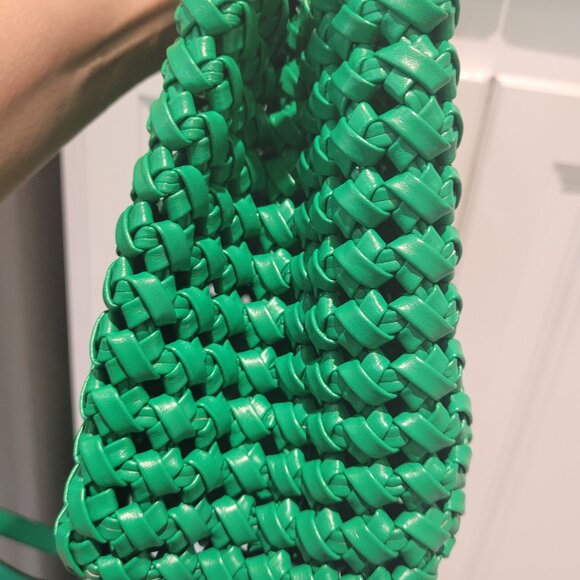 New2 Way Handbag**Green or White**With Crossbody Strap - Picture 7 of 12